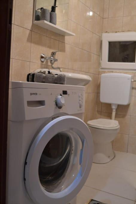 Una Apartment סטינג'ה מראה חיצוני תמונה